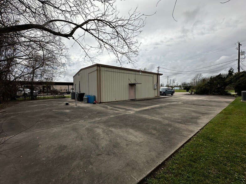 More Photos Of 212 N 16th St, La Porte Light Distribution For Sale