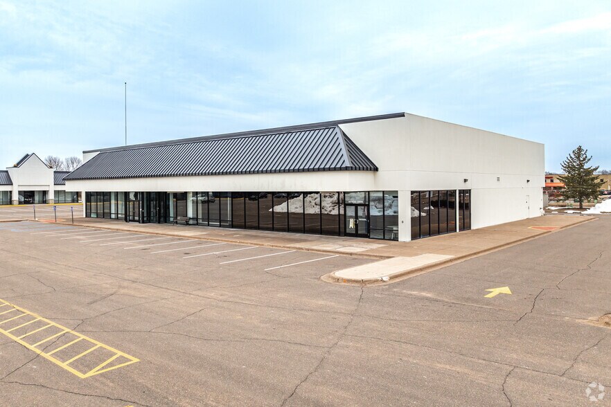 More Photos Of 38500 Tanger Dr, North Branch Unknown For Lease