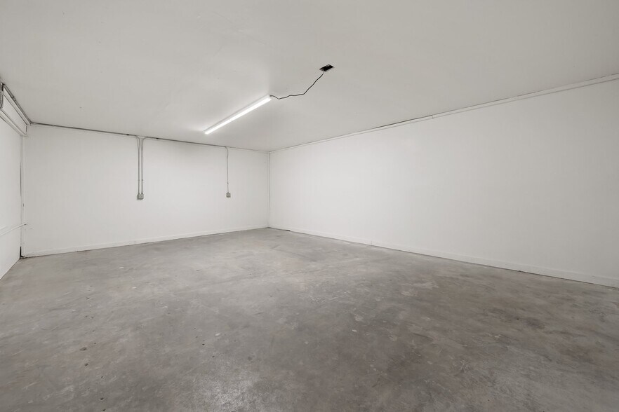 More Photos Of 3724 Oak st, Paso Robles Warehouse For Lease