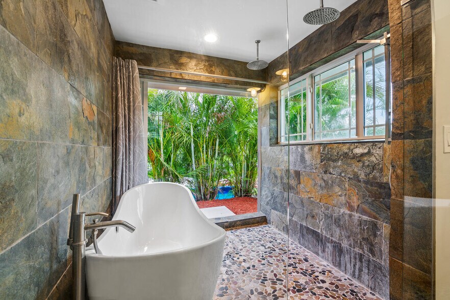 More Photos Of 1768 Tudor Rd, North Palm Beach Specialty For Sale