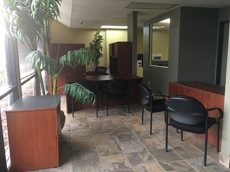 More Photos Of 1375 S De Anza Blvd, Cupertino Restaurant For Sale