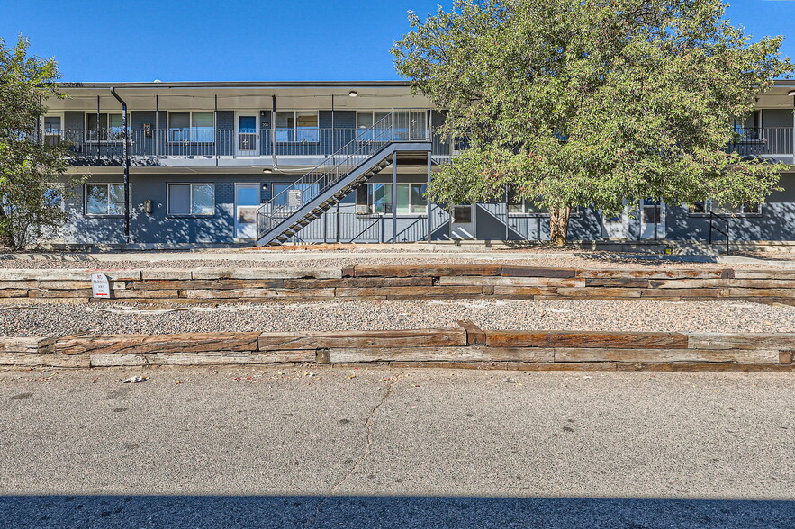 Primary Photo Of 5275 W 1st Ave, Lakewood Apartments For Sale