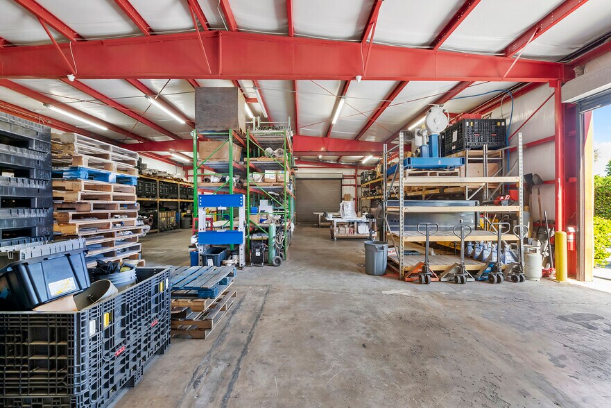 More Photos Of 1133 53rd Ct N, Mangonia Park Warehouse For Sale