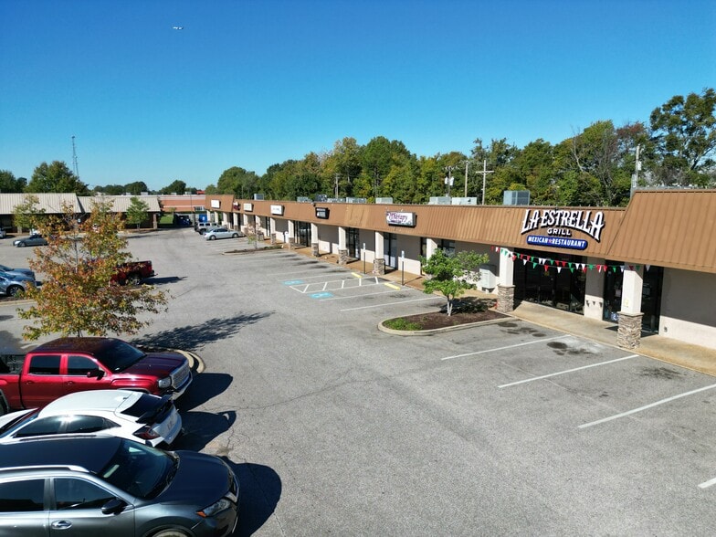 More Photos Of 8200 Midsouth dr, Olive Branch Supermarket For Lease