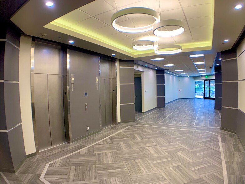 More Photos Of 4900 California Ave, Bakersfield Office For Lease