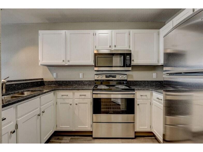 More Photos Of 234 W Main St, Waukesha Apartments For Lease