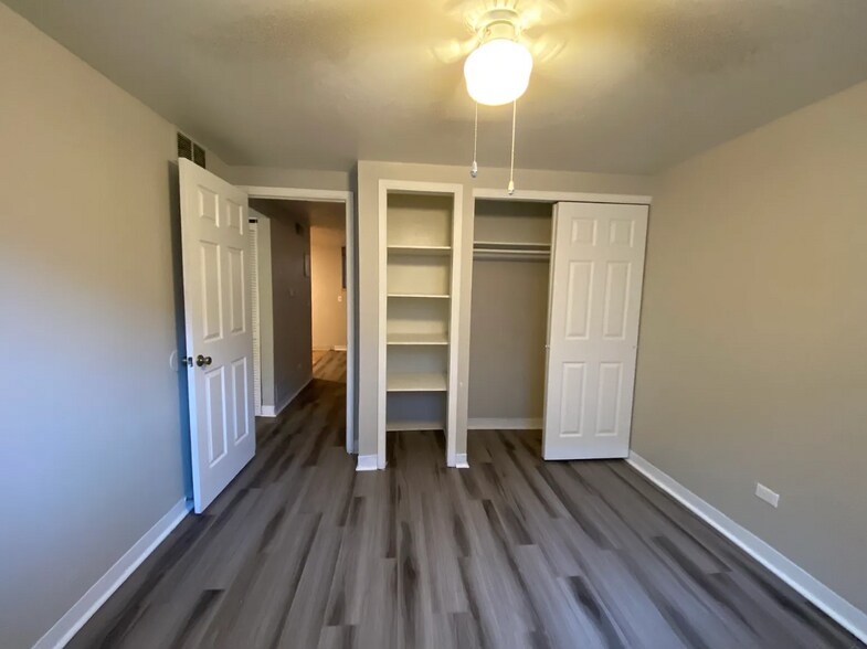 More Photos Of 1415-1425 Kingston St, Aurora Apartments For Sale