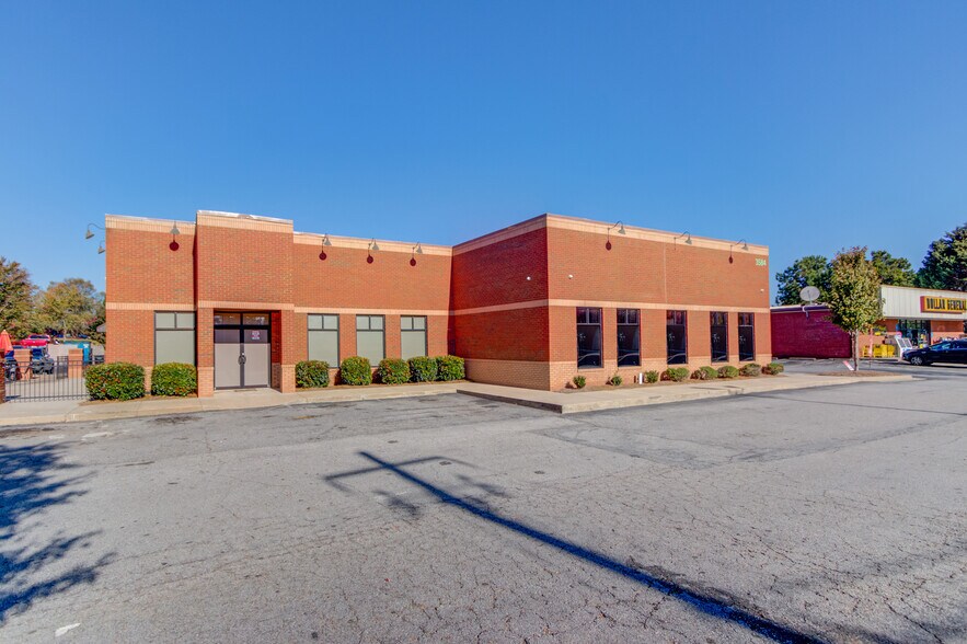 More Photos Of 3584 Atlanta Hwy, Flowery Branch Restaurant For Lease