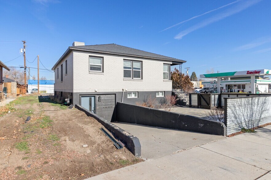 More Photos Of 943 S Wells Ave, Reno Specialty For Sale