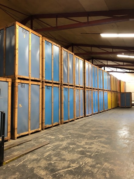 More Photos Of 342 Montauk Hwy, Wainscott Warehouse For Lease