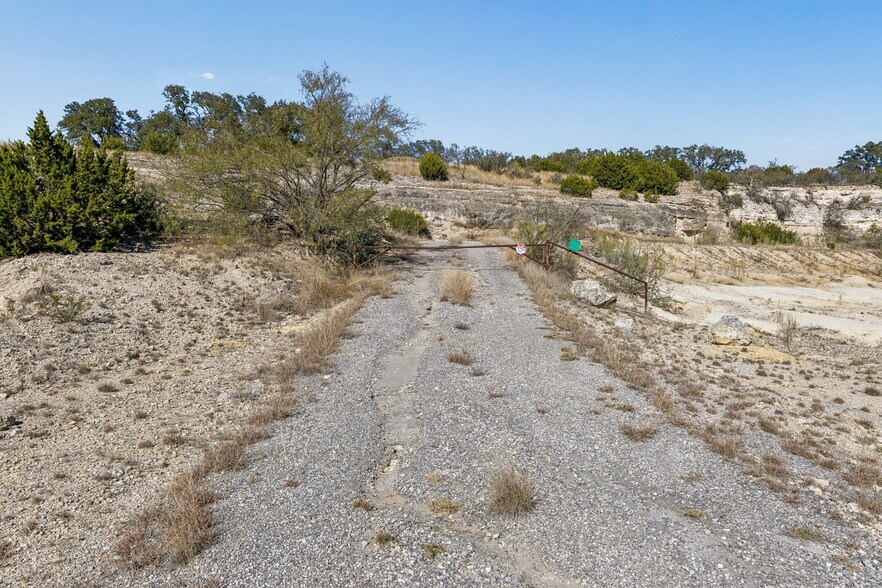 More Photos Of 944 Metzger Rd, Fredericksburg Land For Sale