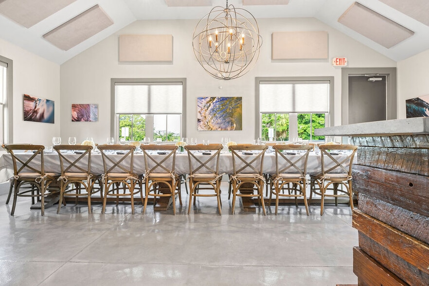 More Photos Of 1766 14th Ave, Vero Beach Restaurant For Sale