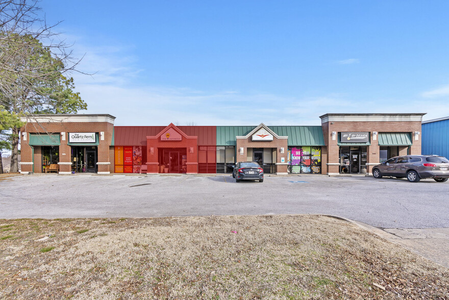 Primary Photo Of 380-392 E Sunbridge Dr, Fayetteville General Retail For Lease