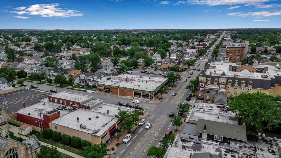 More Photos Of 2958 Delaware Ave, Kenmore Storefront For Lease