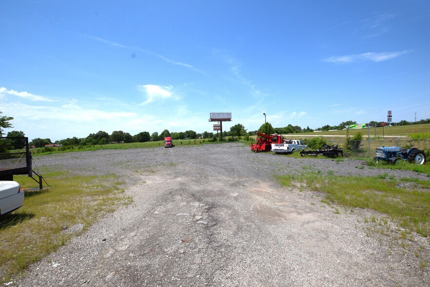 More Photos Of 1400 S Main St, Muldrow Land For Sale