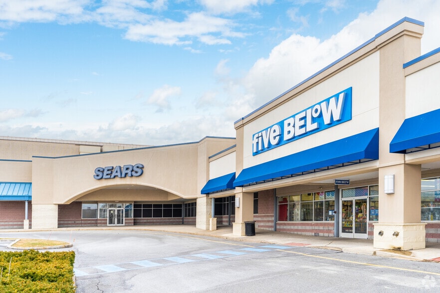 More Photos Of 2001 MacArthur Blvd, Whitehall Unknown For Lease