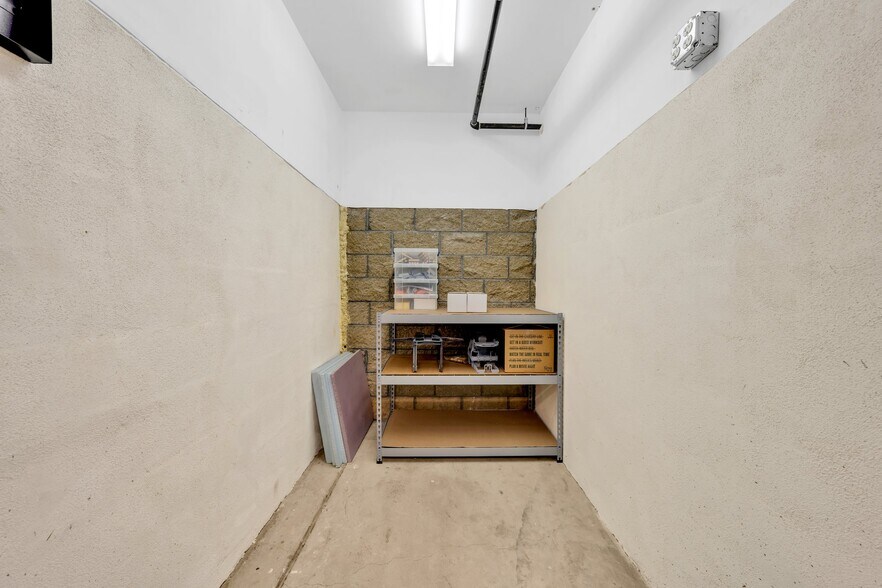 More Photos Of 2258 Central St, Richmond Warehouse For Lease