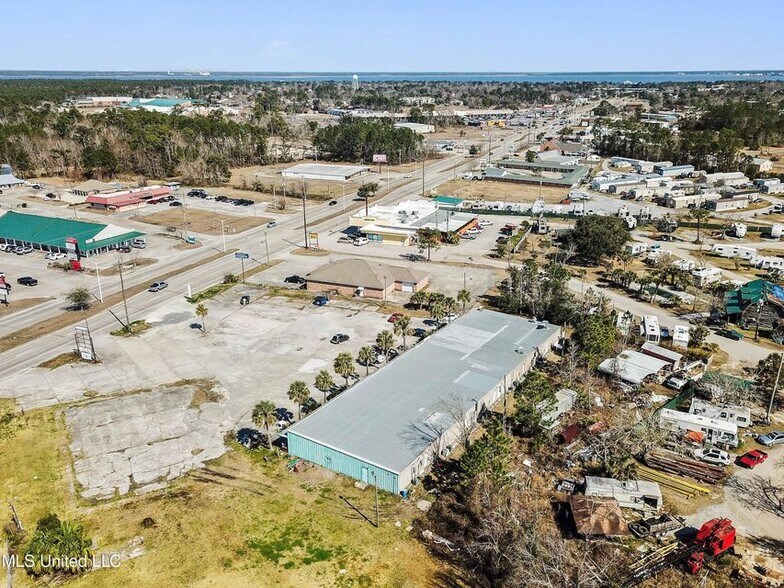 More Photos Of 828 Highway 90, Bay Saint Louis Freestanding For Lease