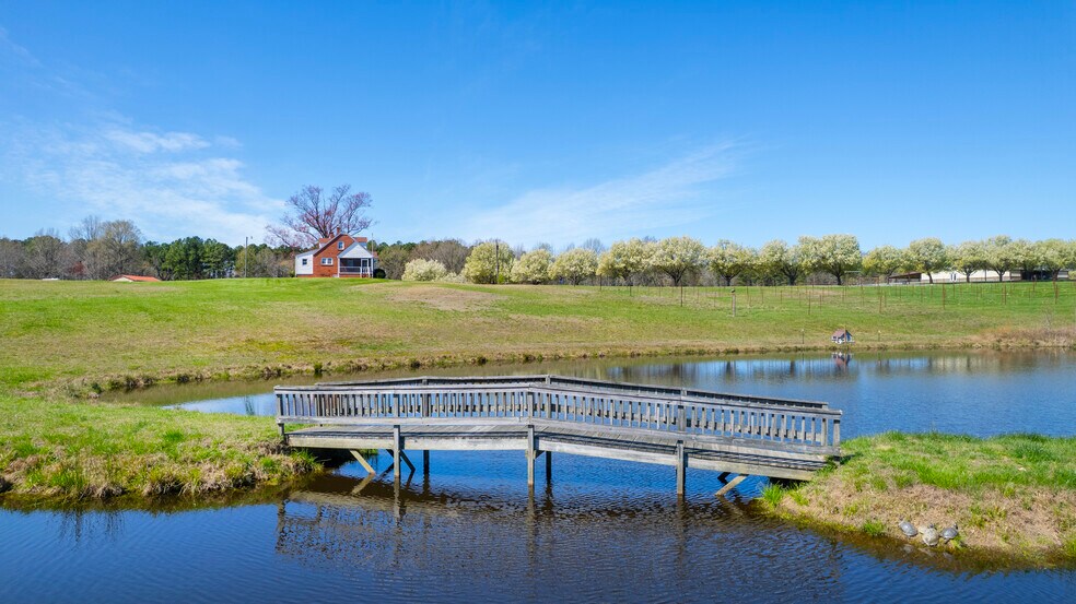 More Photos Of 3200 Bliss Trail, Stem Lodge Meeting Hall For Sale