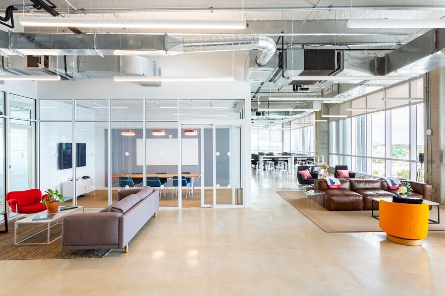 More Photos Of 2660 NW 3rd Ave, Miami Coworking Space