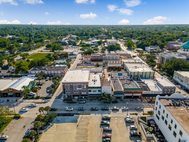 More Photos Of 114 S Woodland Blvd, Deland Storefront For Sale