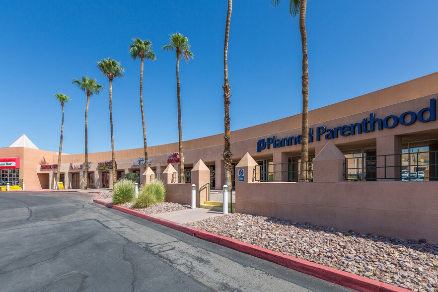 More Photos Of 3220-3370 E Flamingo Rd, Las Vegas Unknown For Lease