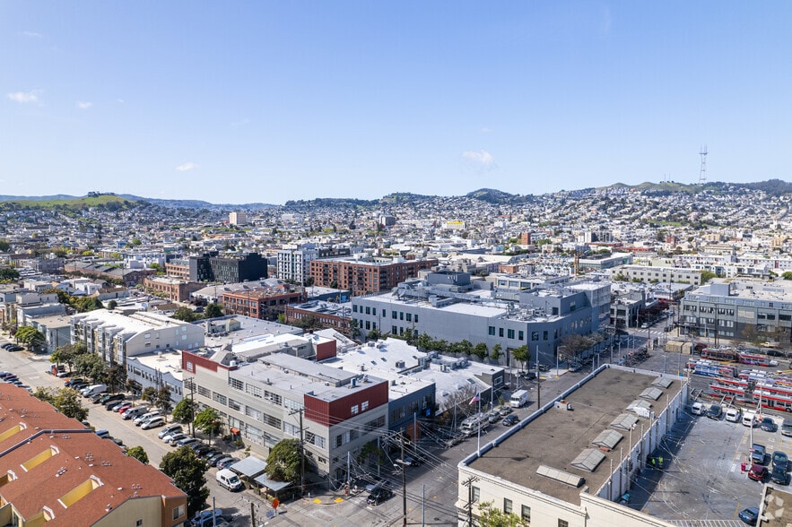 More Photos Of 2505 Mariposa St, San Francisco Research And Development For Sale