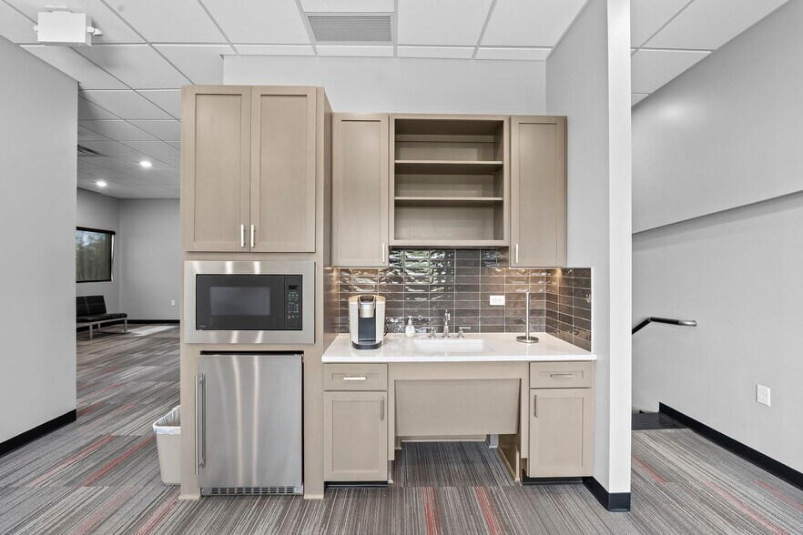 More Photos Of 39 Truss Dr, Boerne Flex For Sale