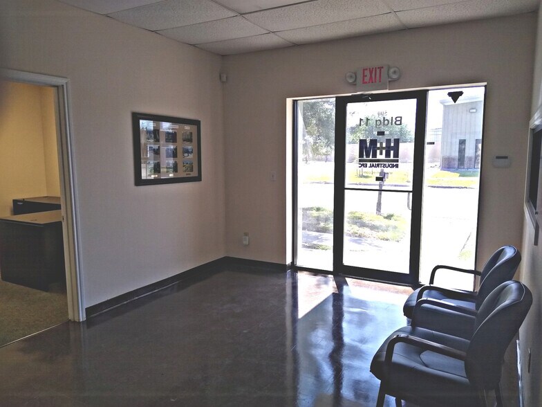 More Photos Of 1959 Saratoga Blvd, Corpus Christi Warehouse For Sale