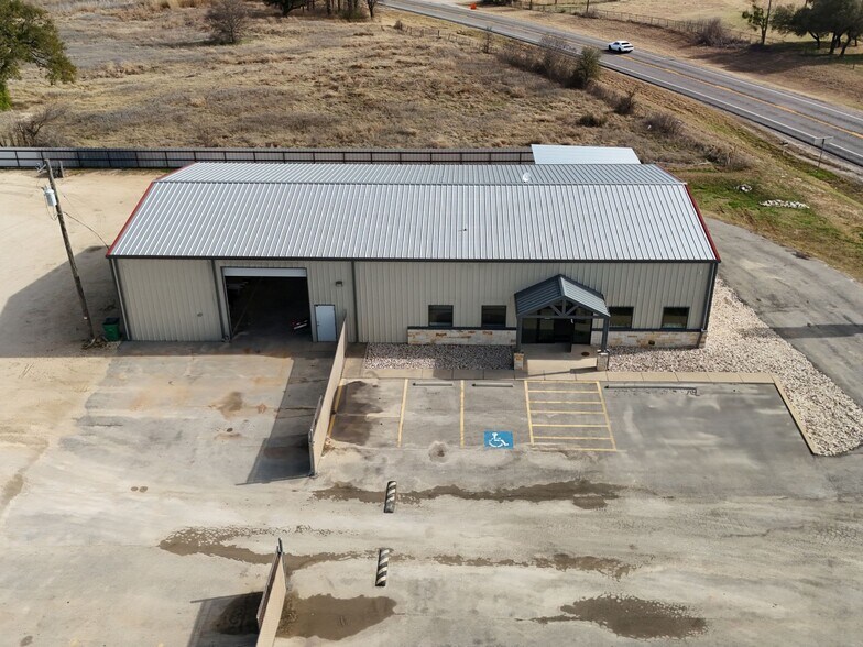 More Photos Of 1511 S Graham St, Stephenville General Retail For Sale