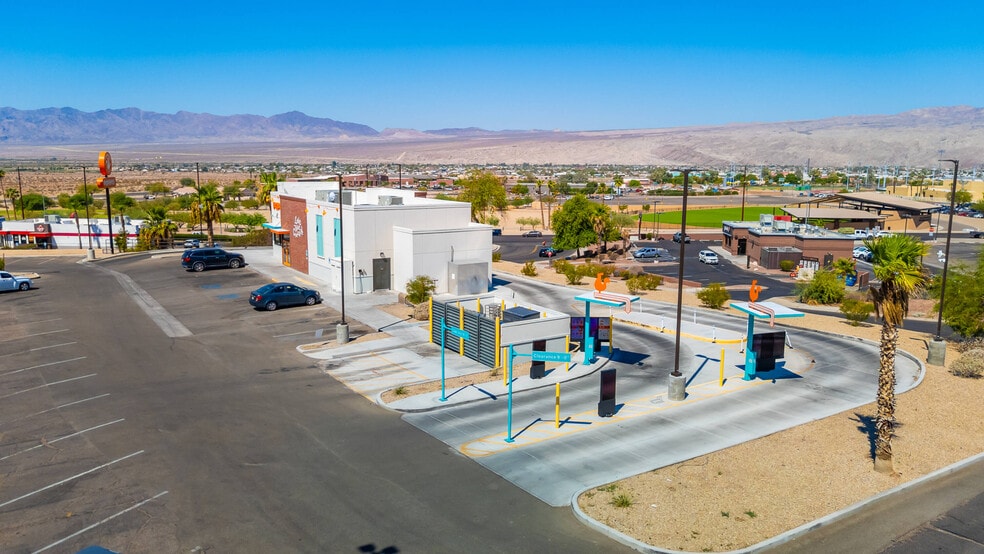 More Photos Of 2350 Miracle Mile, Bullhead City General Retail For Sale
