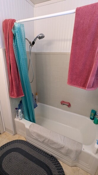 More Photos Of 612 E Lewelling Blvd, Hayward Office For Sale