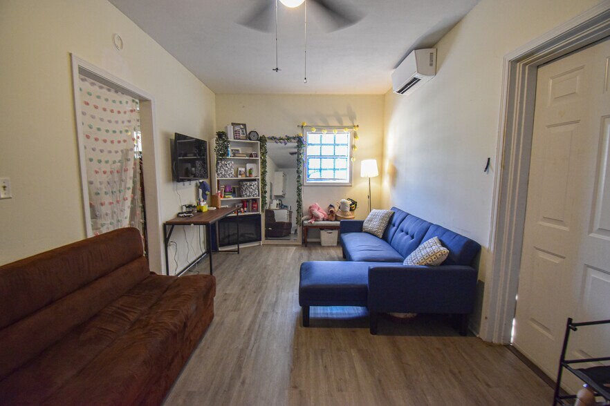 More Photos Of ,  Office For Sale
