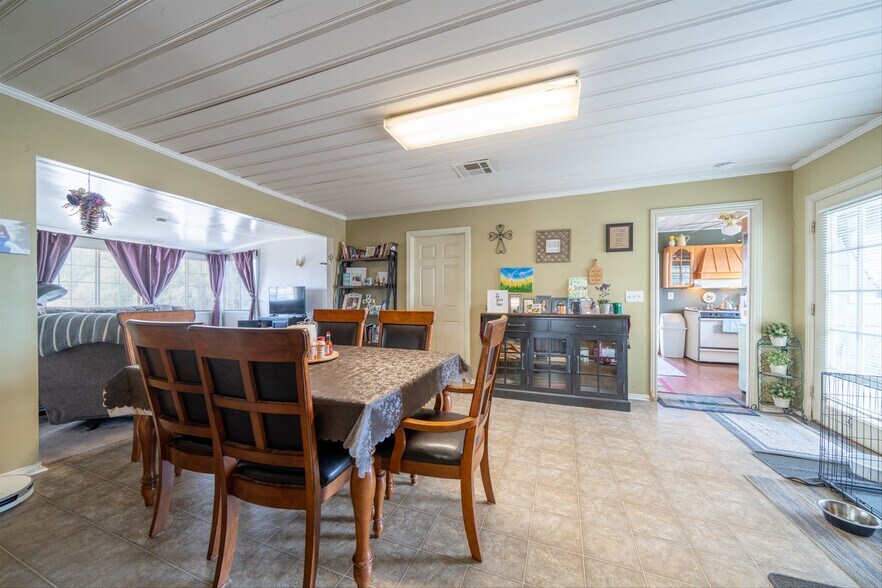 More Photos Of 2507 W Avenue L, Lancaster Apartments For Sale