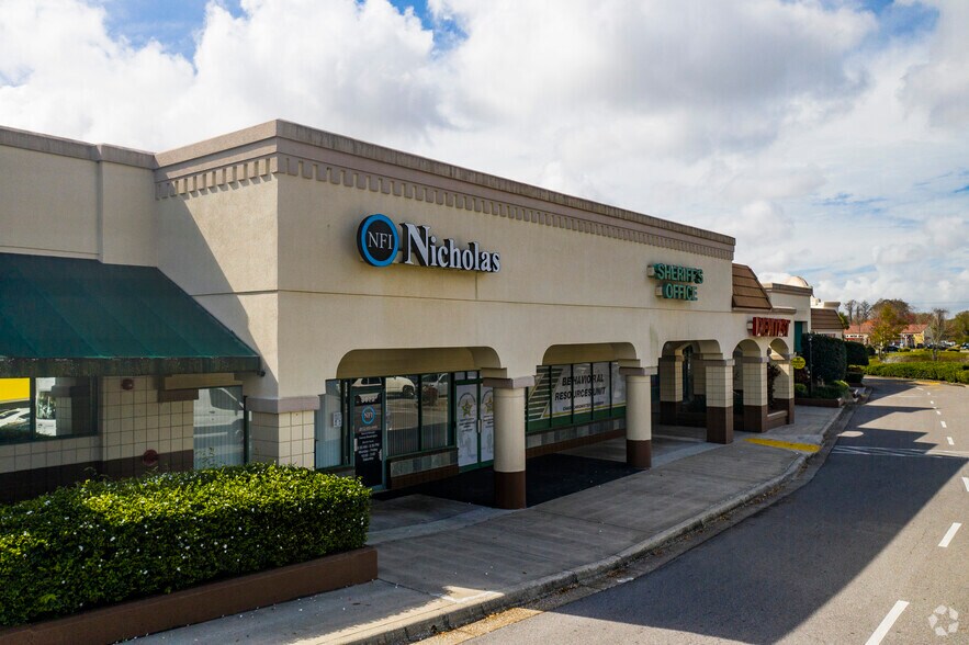 More Photos Of 8411-8419 N Dale Mabry Hwy, Tampa Unknown For Lease