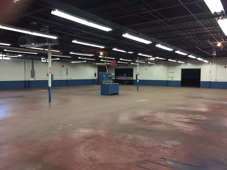 More Photos Of 901 Waterman Ave, East Providence Manufacturing For Sale