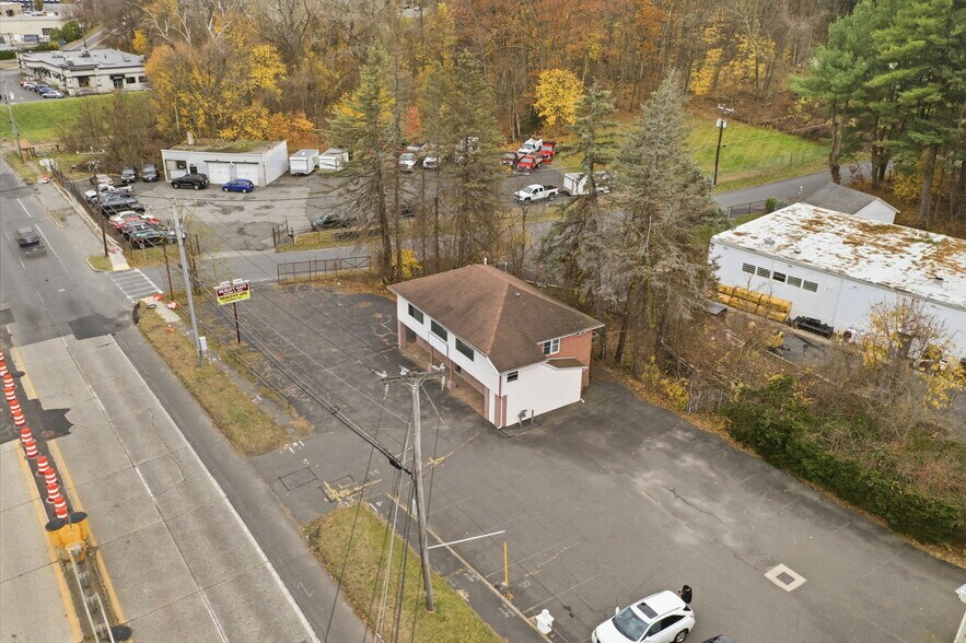 More Photos Of 1632 Riverdale St, West Springfield Freestanding For Sale