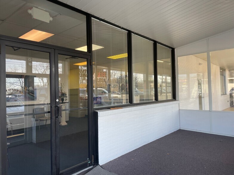 More Photos Of 1751 Lincoln Hwy, North Versailles Office For Lease