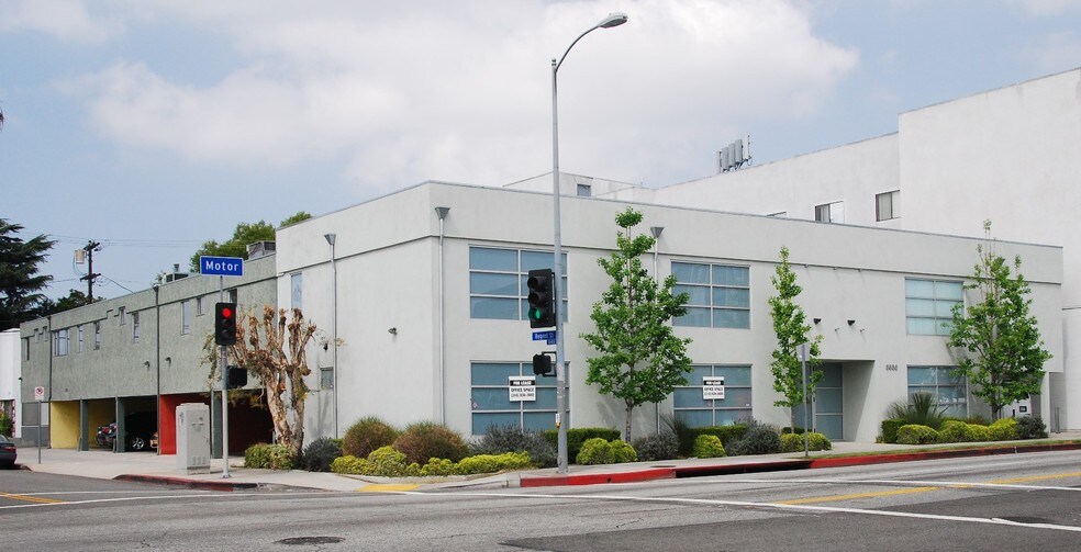 More Photos Of 3685 Motor Ave, Los Angeles Loft Creative Space For Lease