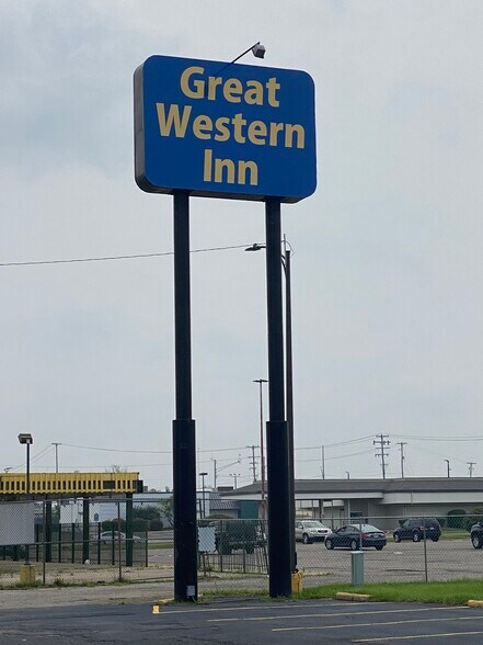 More Photos Of 4380 Pierson Rd, Flint Hotel For Sale