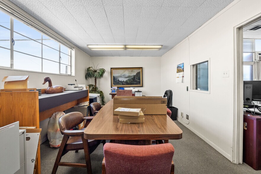 More Photos Of 1000 American St, San Carlos Warehouse For Sale