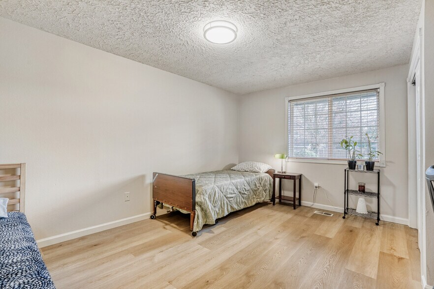 More Photos Of 810 NE 167th Ave, Vancouver Assisted Living For Sale