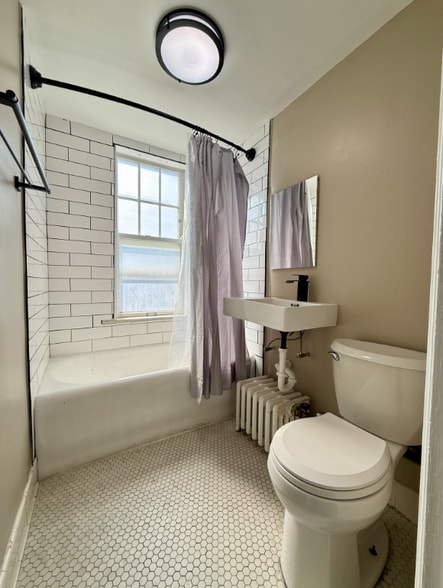 More Photos Of 631 S 4th St, Springfield Apartments For Sale