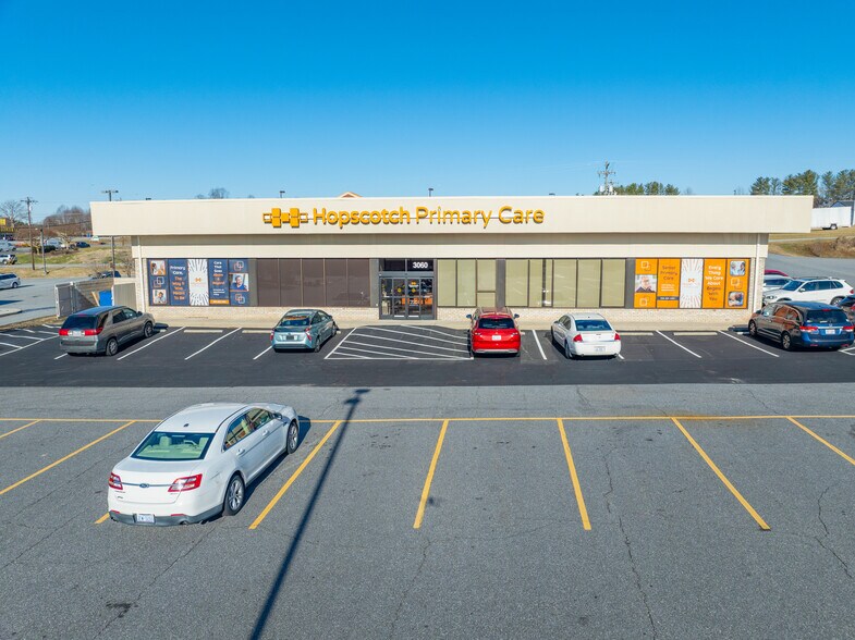 More Photos Of 3060 Hickory Blvd, Hudson Medical For Sale