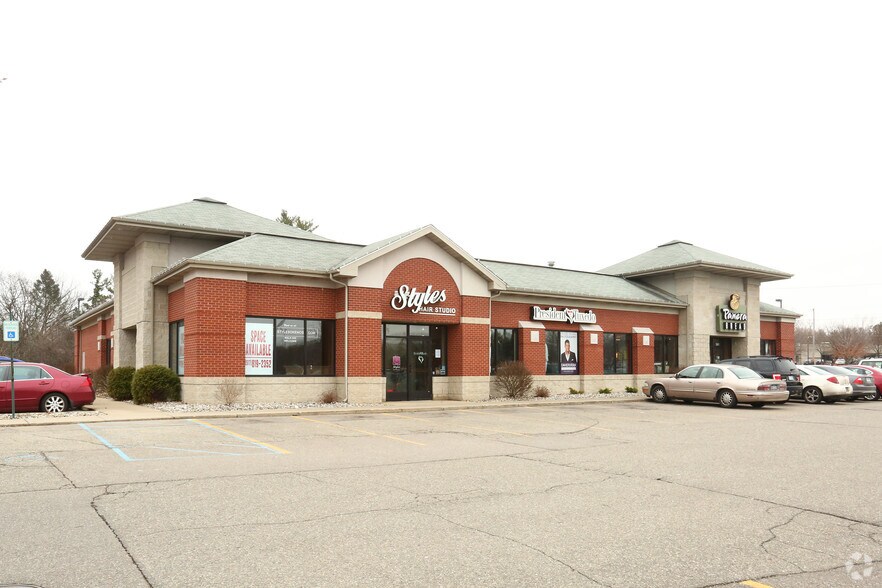 More Photos Of 4738 Central Park Dr, Okemos Freestanding For Lease