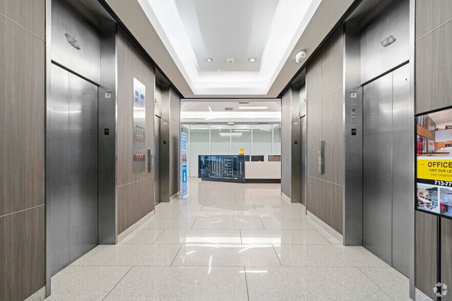 More Photos Of 2000 Crawford St, Houston Office For Sale