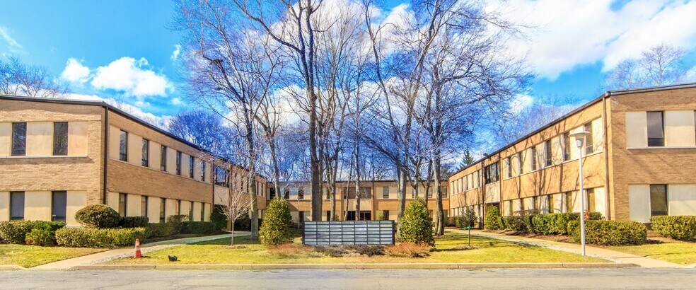 Primary Photo Of 12 Roszel Rd, Princeton Medical For Sale