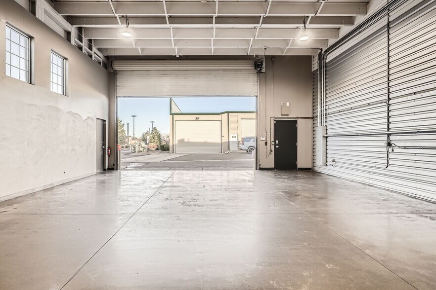 More Photos Of 9337 Commerce Center St, Highlands Ranch Showroom For Sale