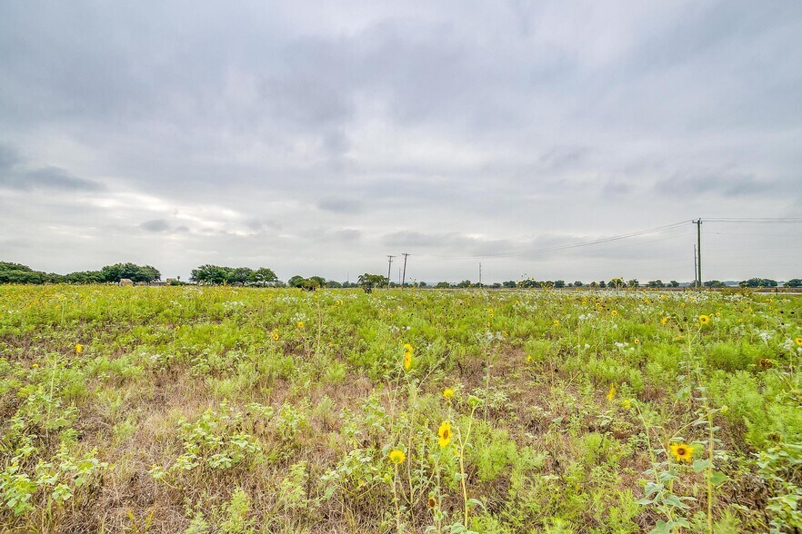 More Photos Of 12700 W Rocky Creek Rd, Crowley Land For Sale