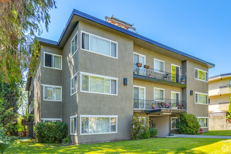 Primary Photo Of 8665 Osler St, Vancouver Apartments For Sale